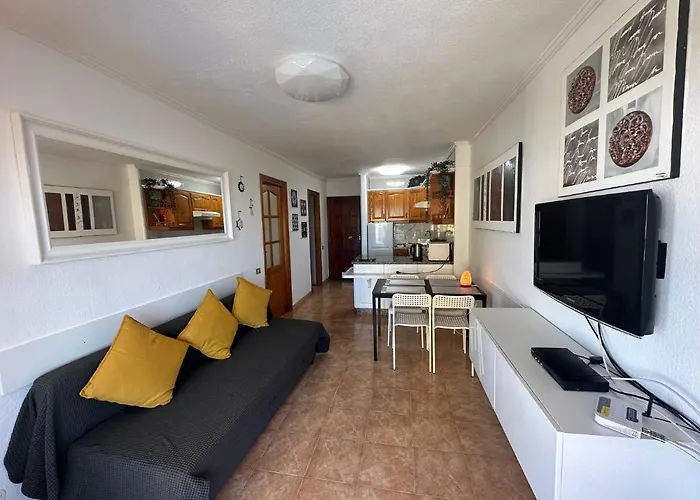 Mara With Beautyful Oceanview